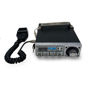 Vintage Pace 8041 40 Channel CB Radio Mobile‎ Transceiver with Microphone Gray